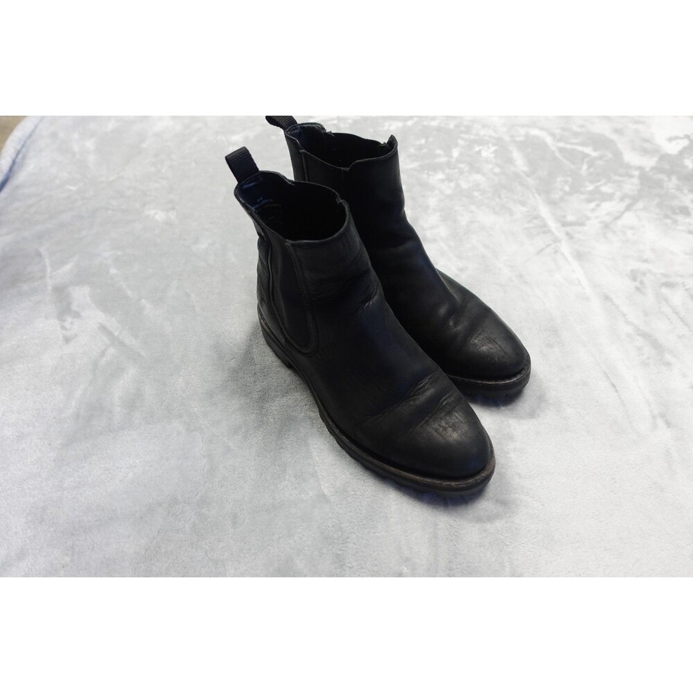 Thursday Boot Co. WoMen's‎ 9 Everyday Chelsea Boots Ankle Pull On Black Leather